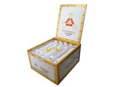 Montecristo White Toro Grande Tubo 15ct